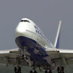Аэропорт Владивостока начнет принимать самолеты Boeing 747